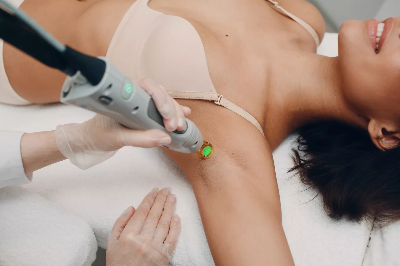 Épilation définitive laser clarity 2 chez Laser Skin Paris 15