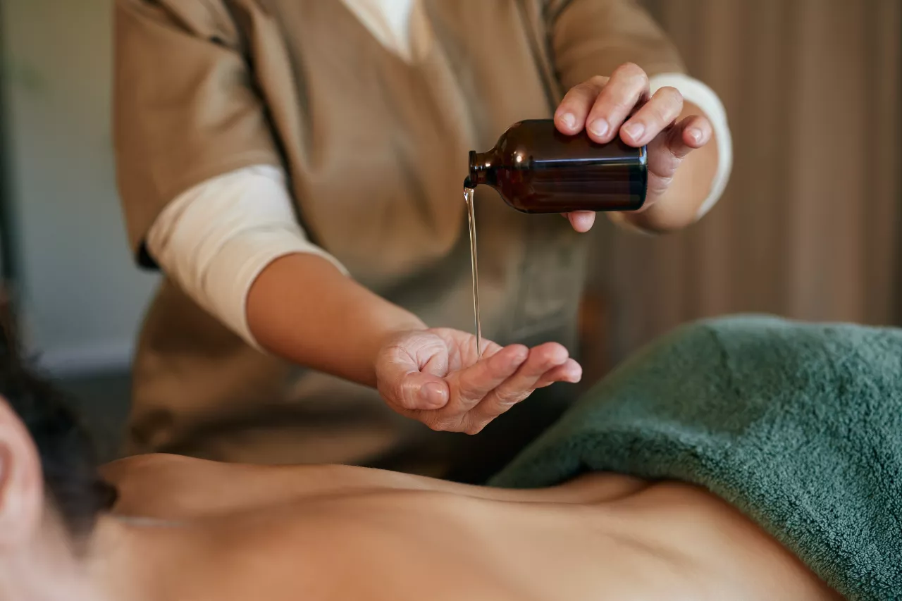 Massage aux huiles essentielles, Laser Skin Paris 75015