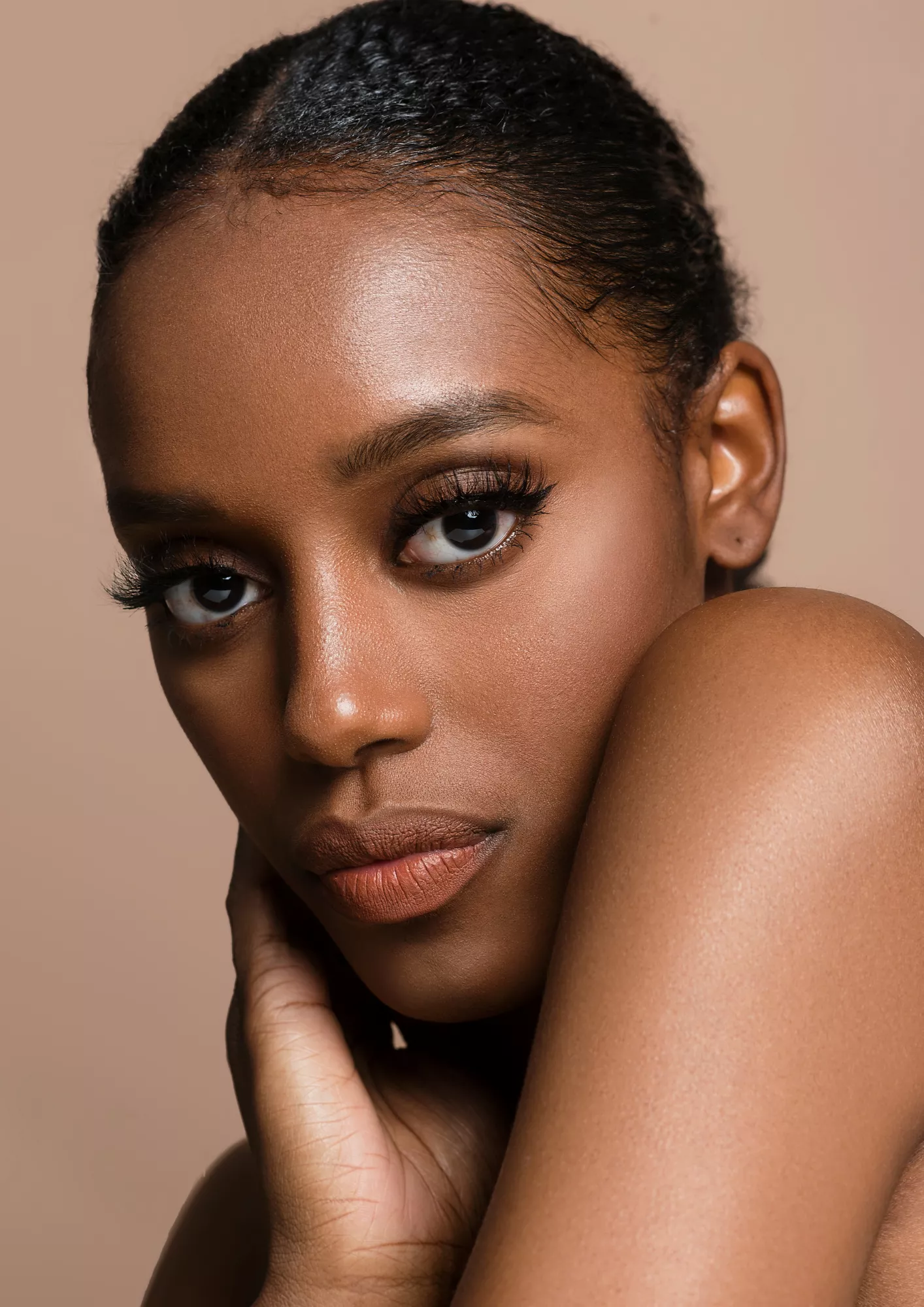 Remodelage full face à l'acide hyaluronique à Paris chez Laser Skin Paris