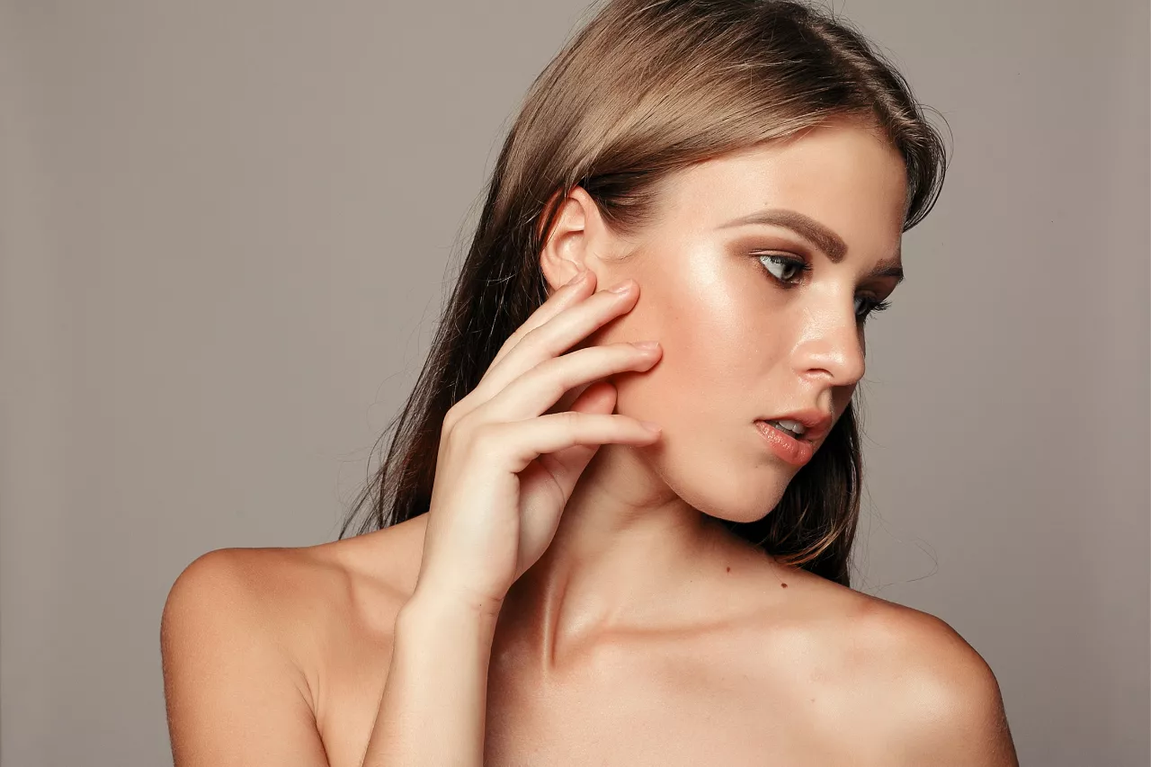 Remodelage full face à l'acide hyaluronique à Paris chez Laser Skin Paris